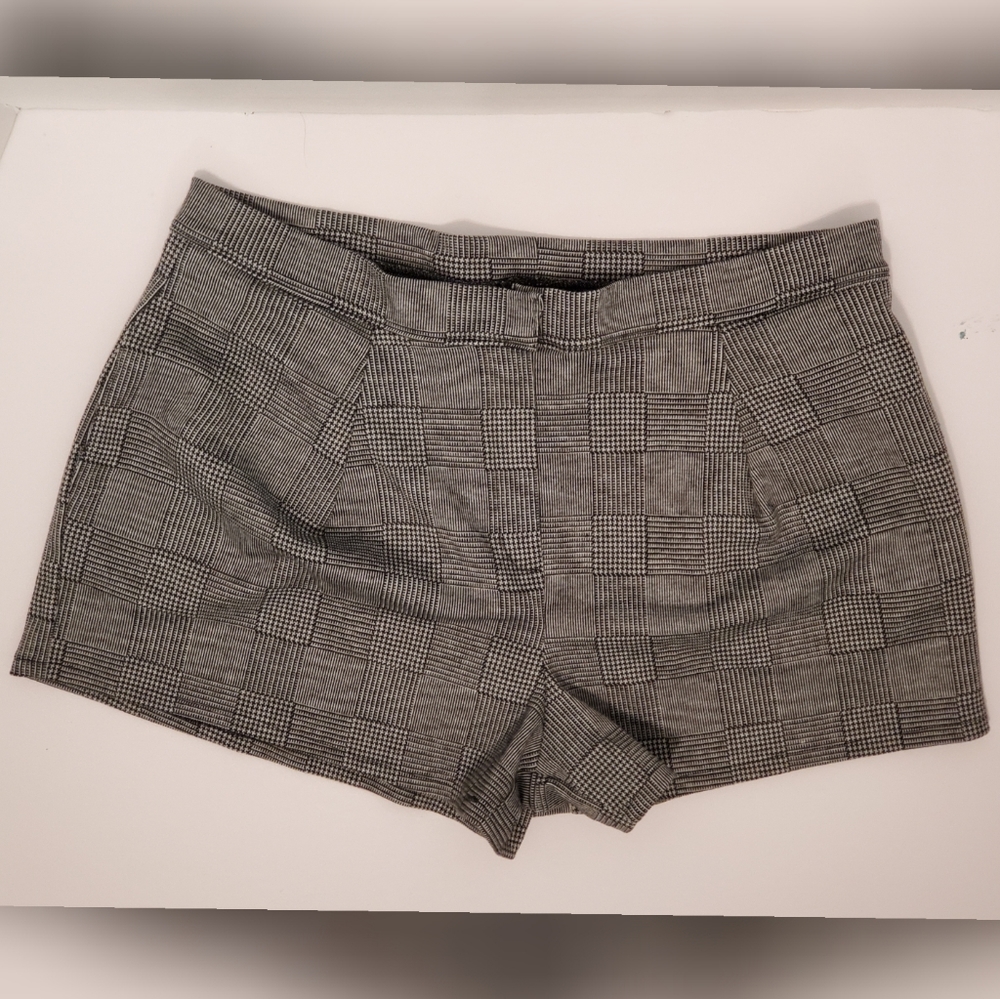 Plaid Short Shorts